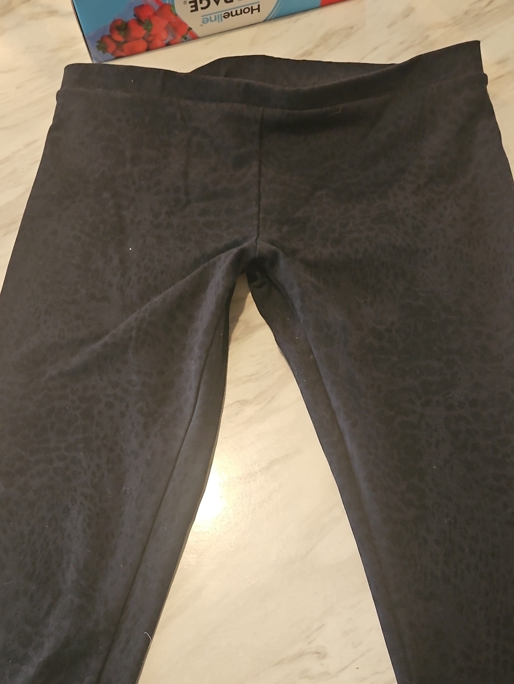 Ladies Black Leopard-Print Leggings